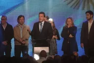 Massa reconoció su derrota y felicitó a Scioli y Macri