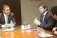 El intendente Alfaro recibió en su despacho a Campero, de Yerba Buena