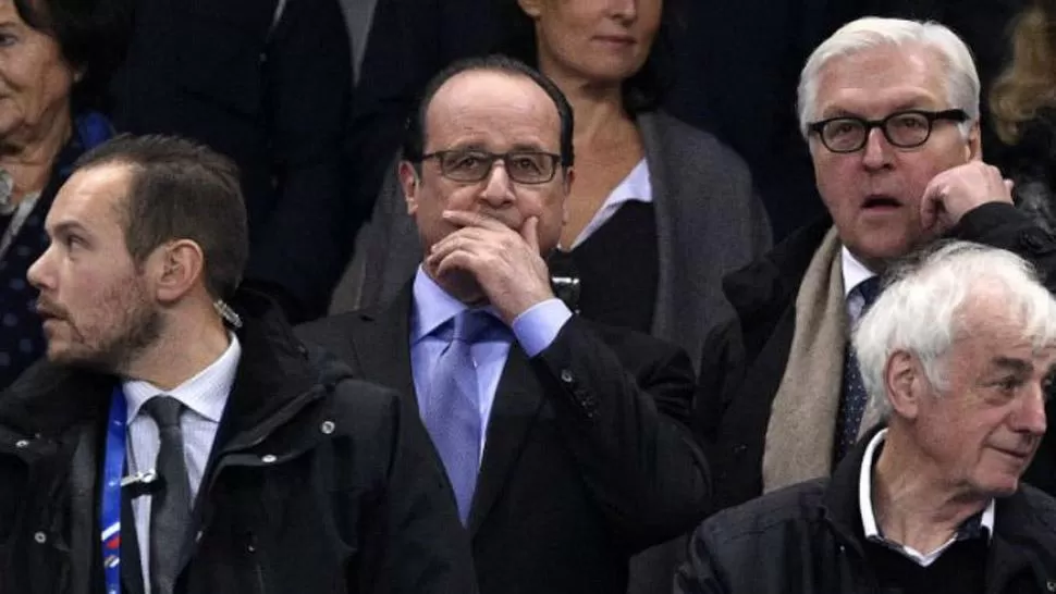 PRESIDENTE. Al momento de los atentados, Hollande estaba en el Stade de France, donde se jugaba el partido amistoso entre Francia y Alemania. FOTO TOMADA DE PERFIL.COM
