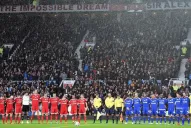 Beckham, Ronaldinho y Figo homenajearon las víctimas de los atentados