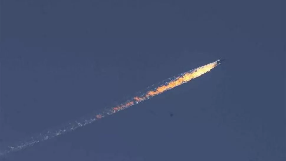 DERRIBADO. Turquía asegura que advirtió en reiteradas ocasiones al avión ruso antes de abrir fuego. 