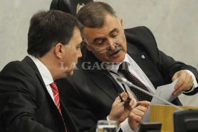 En su primera sesión, la Legislatura eligió a su nuevo secretario