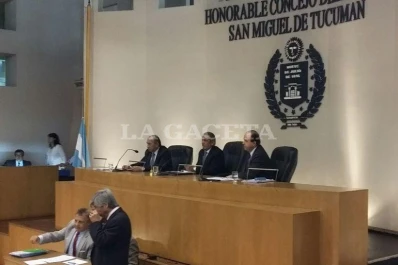 Los manzuristas no dieron quórum y cayó la primera sesión del Concejo de la capital