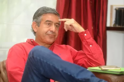 “Es dudosa la titularización de funcionarios”