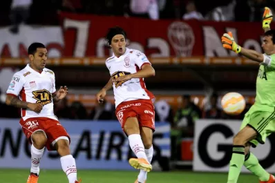 River jugó con la cabeza en Japón