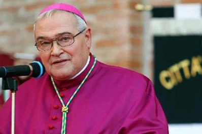 Un obispo quiere para Francisco el mismo milagro que el que le ocurrió a Juan Pablo I