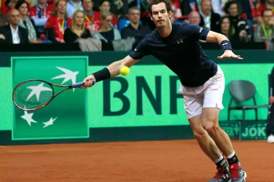 Murray cumplió e igualó la serie en la Copa Davis