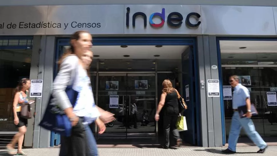 Macri baraja varios nombres para presidir el nuevo Indec