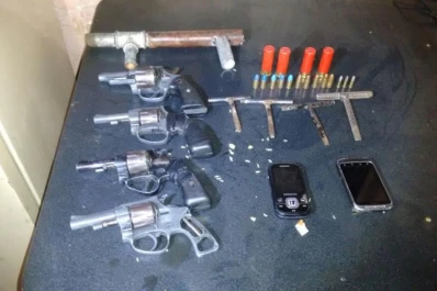 Secuestraron armas y recuperaron vehículos robados