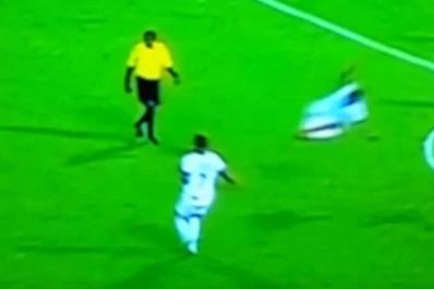 La patada fantasma: ¿qué quiso hacer?