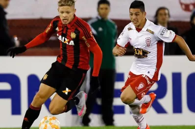 Huracán recibe mañana a Independiente Santa Fe