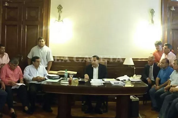 Los estatales lanzan un plan de protestas y cortarán el puente Lucas Córdoba