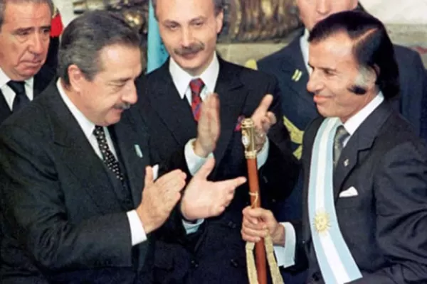 Esta es la foto de traspaso de mando que no se verá