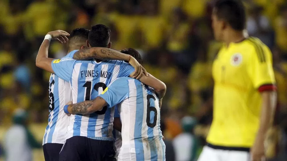 UN POCO DE AIRE. La victoria ante Colombia revivió al equipo argentino en las eliminatorias sudamericanas. ARCHIVO
