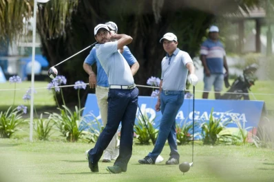 A su juego los llamaron