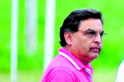 Dos espacios gremiales se disputan la victoria por el bono navideño