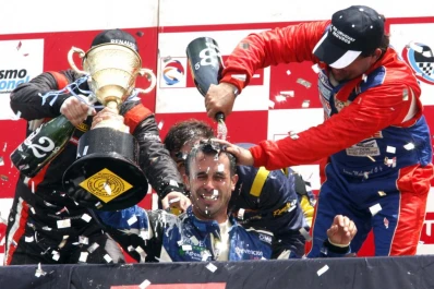 Festejó por todo y con todos