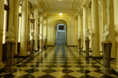 Cristina descubrirá un busto de Néstor Kirchner en la Casa Rosada