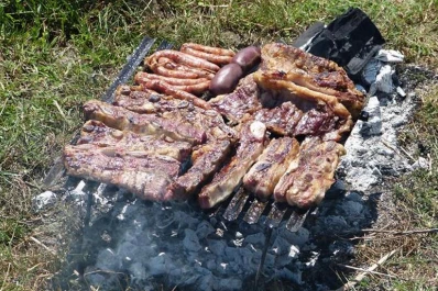 Compartía un asado con amigos y murió ahogado con un pedazo de carne