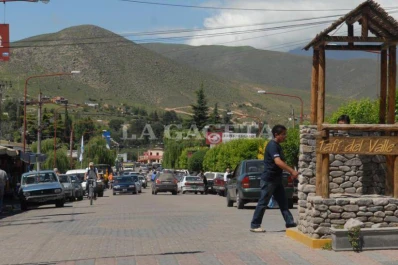 Casi un millón de turistas viajaron el fin de semana largo