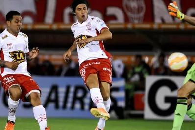 Huracán va por su primer título internacional