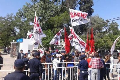 Gustavo Sáenz juró como Intendente de la Ciudad de Salta