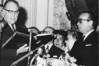 1962. A toda velocidad, José María Guido logra asumir antes que el general Poggi
