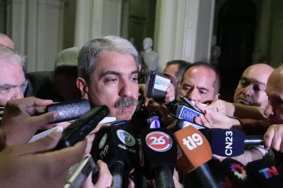 Última conferencia de Aníbal Fernández: a Macri y Michetti la Historia los va a maltratar