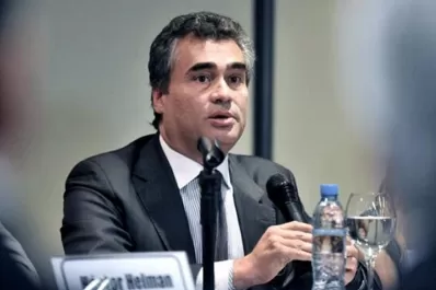 Vanoli renunciaría hoy a la dirección del Banco Central