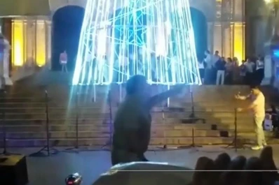 Video: Lebbos se encontró con Manzur y lo escrachó