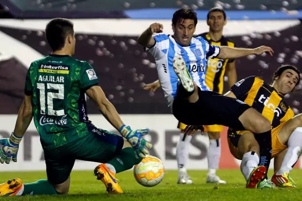 Diego Milito se quedará seis meses más en Racing