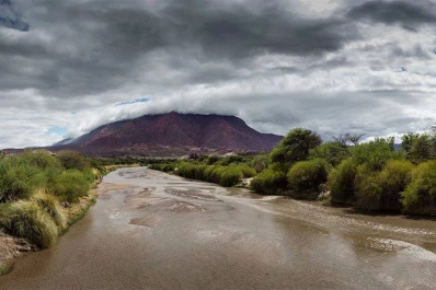 “Fuera de encuadre”, fotos intervenidas artísticamente