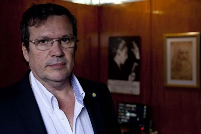 Tristán Bauer presentó su renuncia a la presidencia de RTA