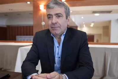 Cano: no puede continuar esta política que perjudica a las provincias