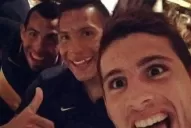 Los jugadores de Boca saludan al hincha en su día