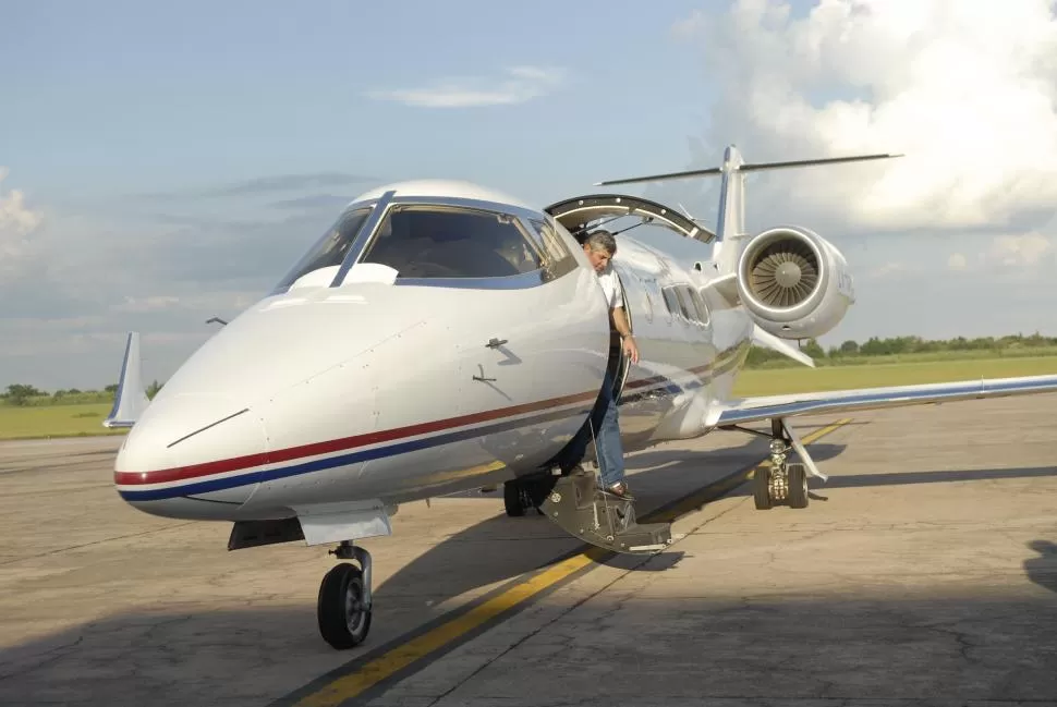 USO EJECUTIVO. Por el Lear Jet, el PE pagó en 2012 casi $ 37 millones. la gaceta / foto de osvaldo ripoll (archivo)