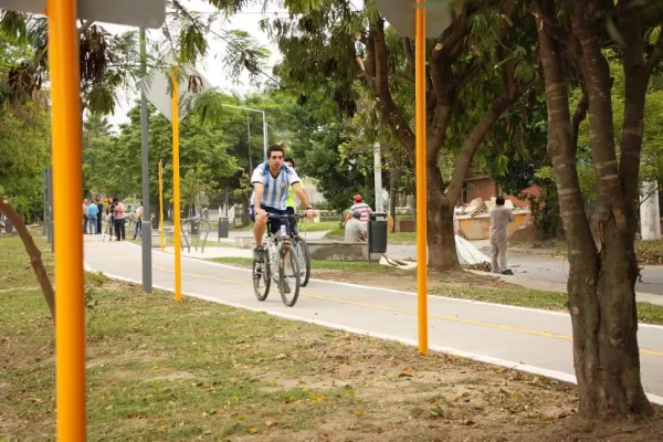 El lunes inauguran la primera ciclovía de la ciudad