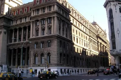 Declaran inconstitucional el decreto de Macri para completar la Corte