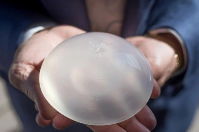 Los implantes de senos viven una reconstrucción