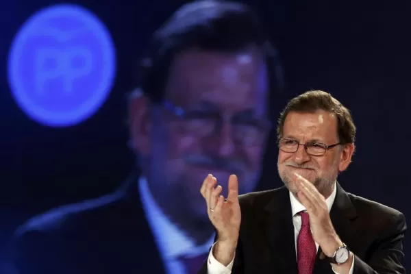 Rajoy podría volver a ganar, pero lejos de la mayoría absoluta