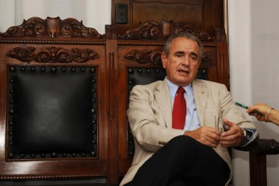 “Tenemos que ampliar la base tributaria,no aumentar las alícuotas”