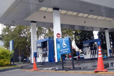 Nochebuena y Año Nuevo: no se podrá cargar nafta desde las 22 hasta las 6
