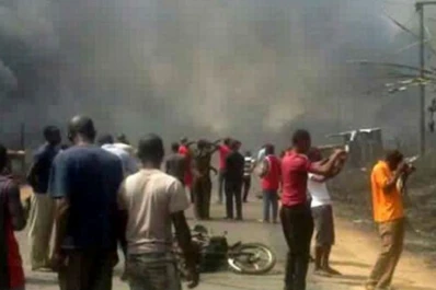 Al menos 100 muertos en Nigeria por una explosión de gas en una planta industrial