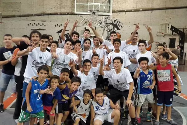 Estudiantes, el bicampeón que reina en U17