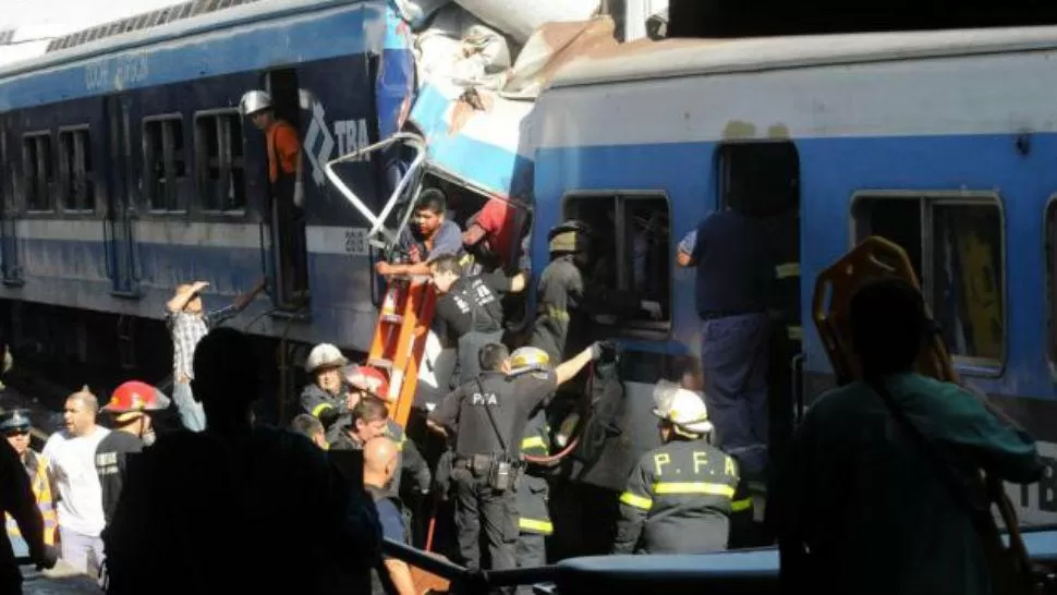 TRAGEDIA DE ONCE. El accidente provocó 51 muertos y 789 heridos, en febrero de 2012. FOTO ARCHIVO