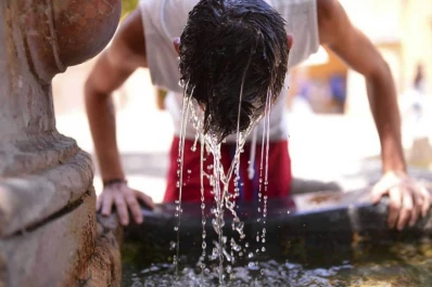 Usá ropa clara, no tomés sol, comé liviano y bebé mucha agua para evitar el golpe de calor