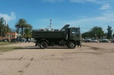 La Rioja está colapsada de basura y el Ejército colabora con la recolección
