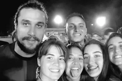 Osvaldo volvió a jugar en el país y causó revuelo