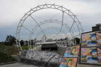 En vez de ocho meses, la obra de los túneles ya lleva dos años