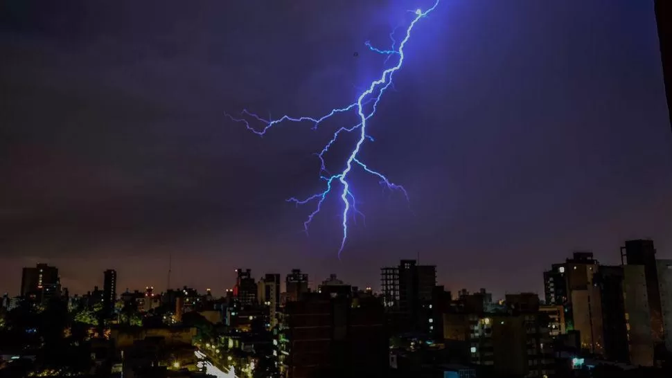 Las imágenes de la fuerte tormenta en Tucumán